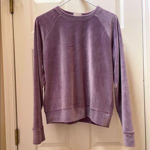 Altar’d State Lavendar Velveteen Long Sleeve Pullover, size M